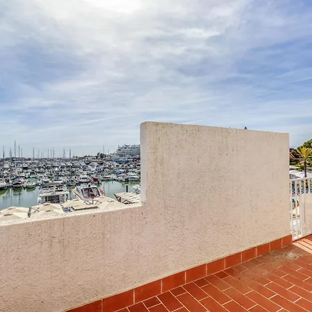 Marina View 维拉摩拉